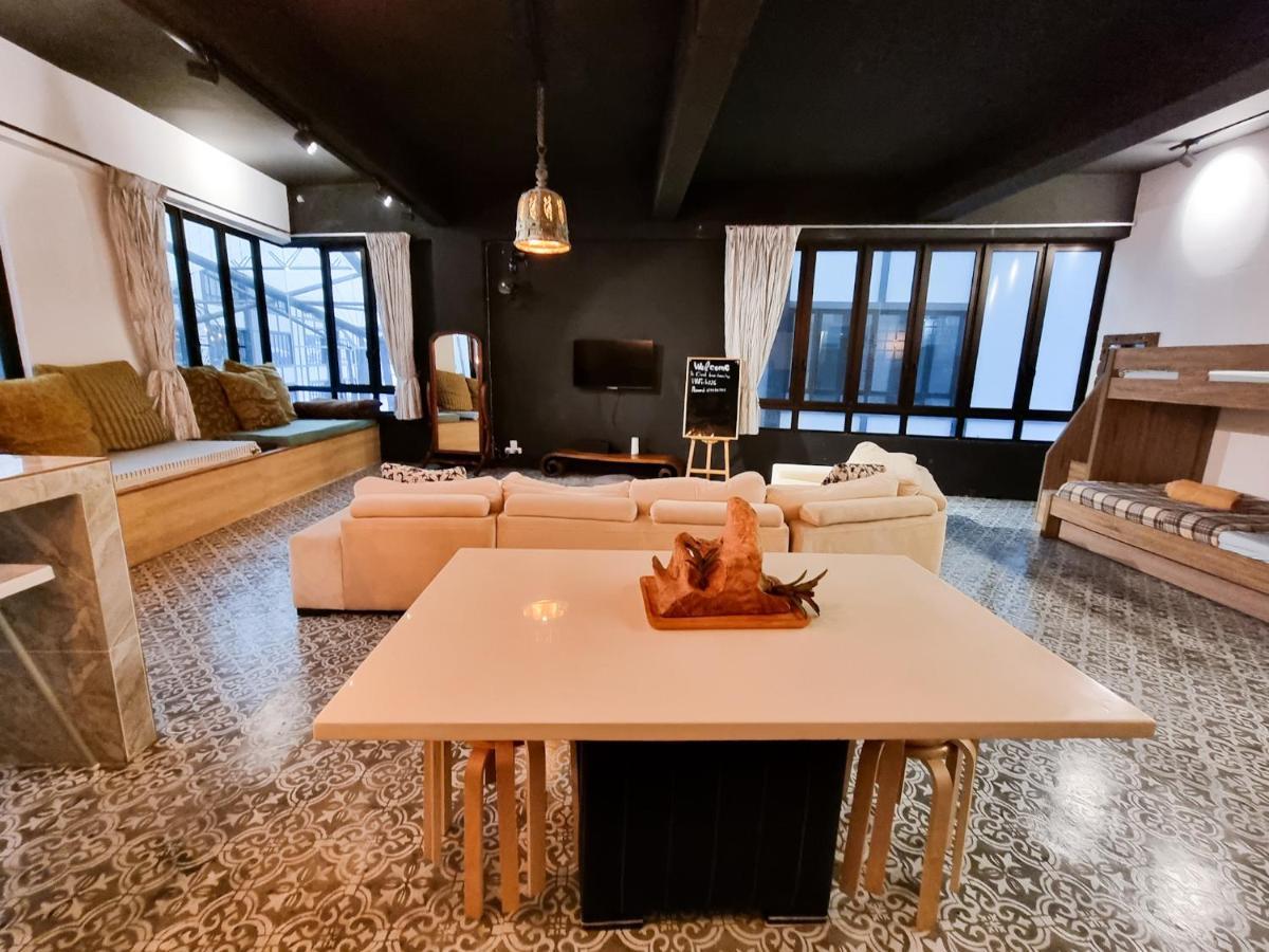 Clocktower Homestay 2 To 8 Pax At Brinchang, キャメロンハイランド エクステリア 写真